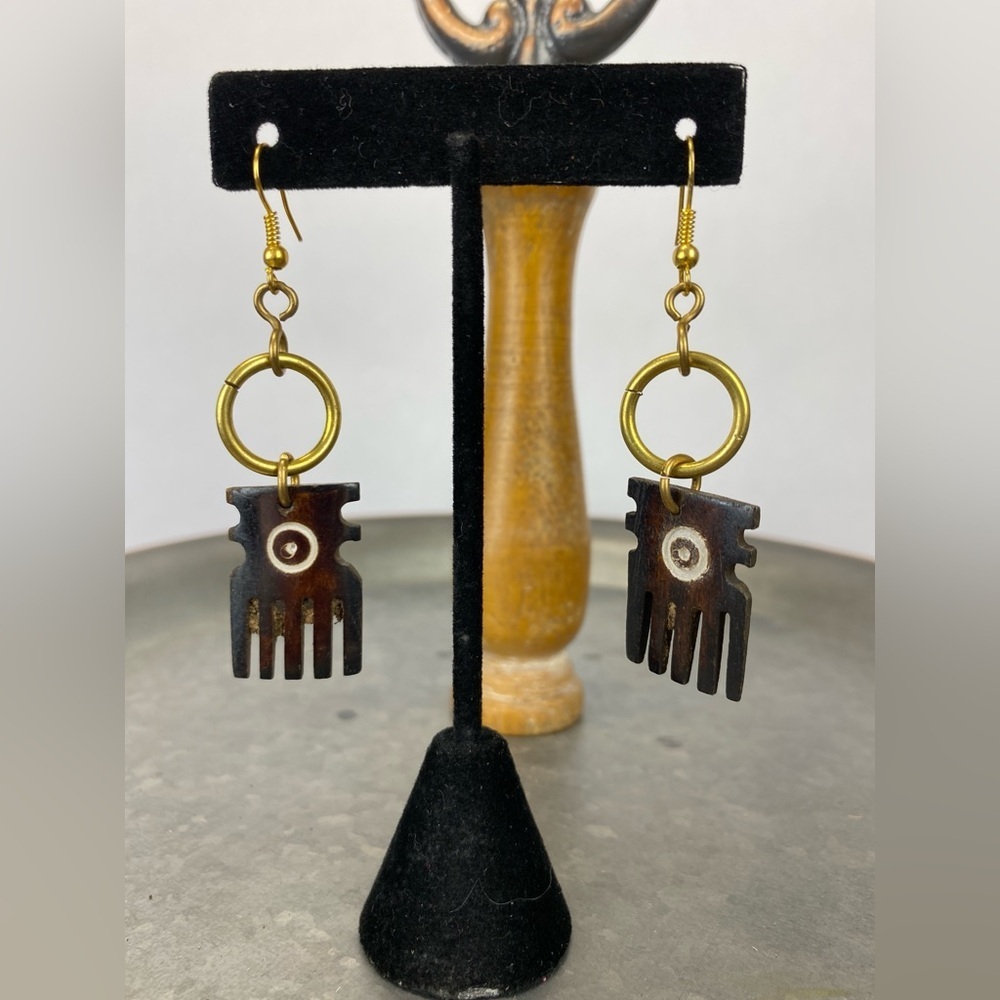 NWOT Handmade Kitana Bone Comb Earrings - Picture 2 of 2